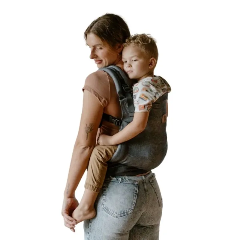 Beluga Baby Beluga Buckle Carrier