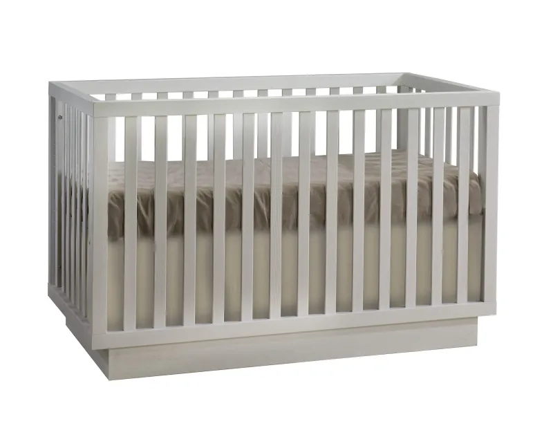 Natart Juvenile Como Classic Crib