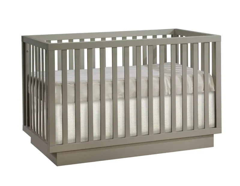 Natart Juvenile Como Classic Crib