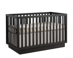Natart Juvenile Como Classic Crib