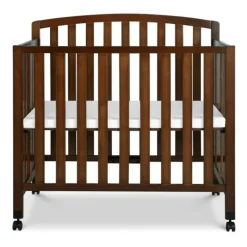 DaVinci Dylan Folding Portable 3-in-1 Mini Crib