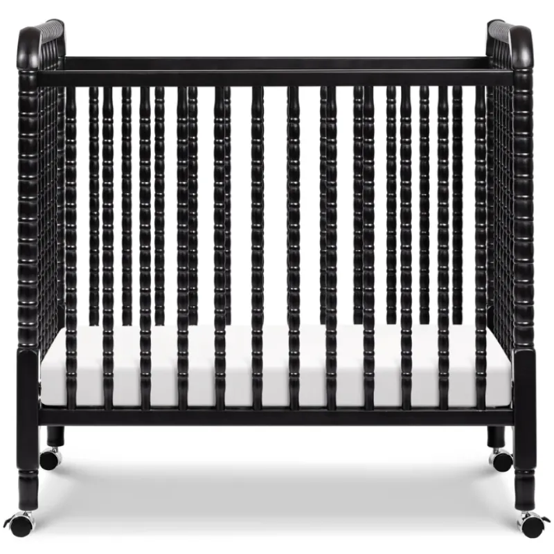 DaVinci Jenny Lind Mini Crib