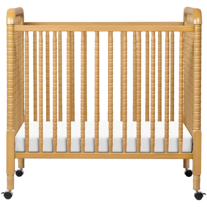 DaVinci Jenny Lind Mini Crib