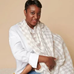 Itzy Ritzy Muslin Breastfeeding Boss Nursing Cover