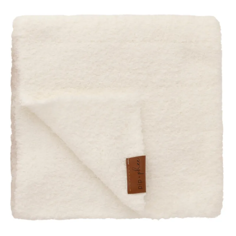 Pip + Phee Plush Blankets