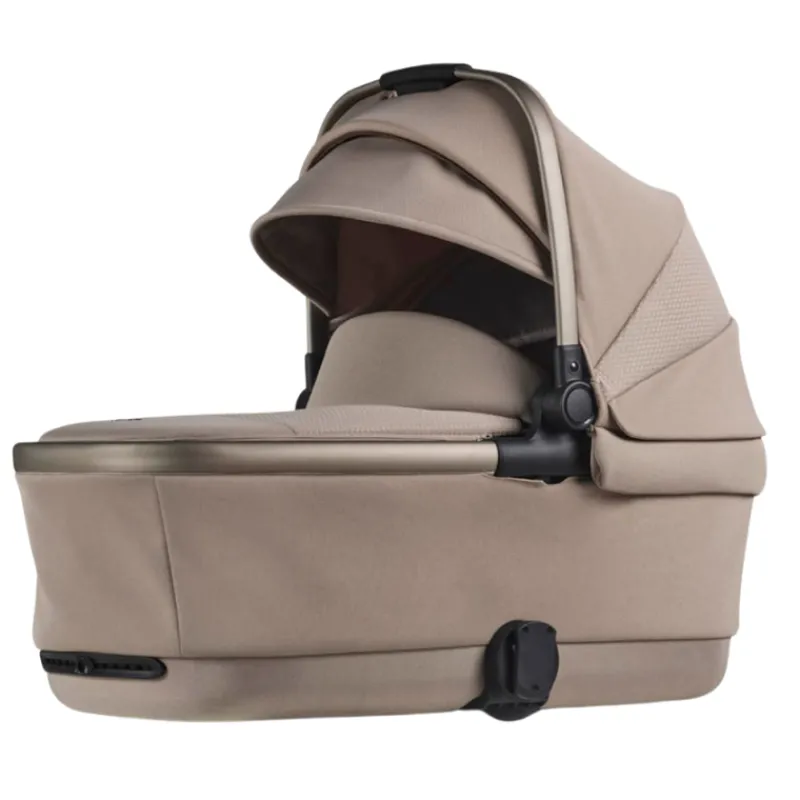 Silver Cross Reef 2 First Bed Folding Bassinet